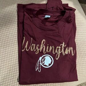 Women’s XL Washington Commanders/ Redskins long sleeve shirt